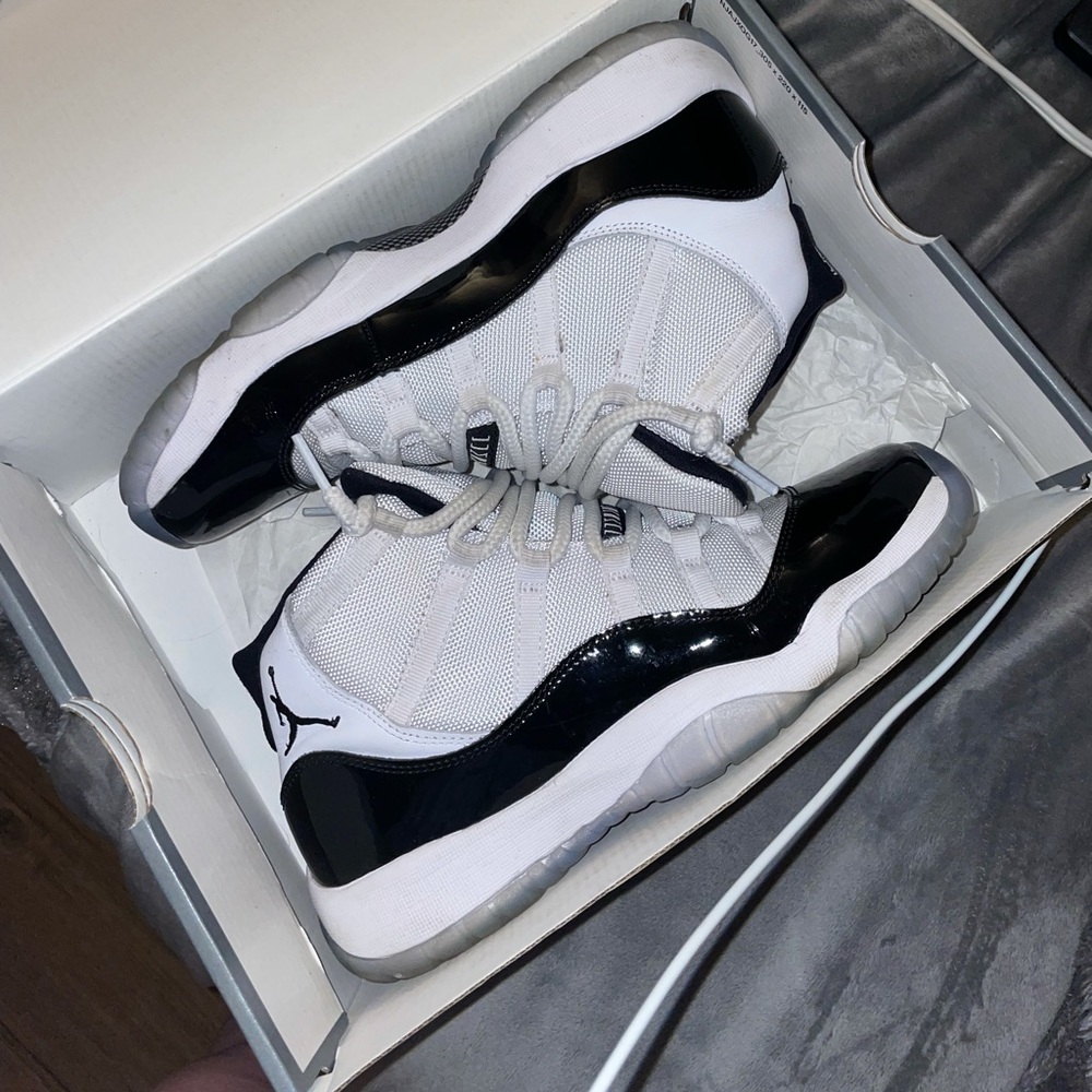 Jordan 11 Concord